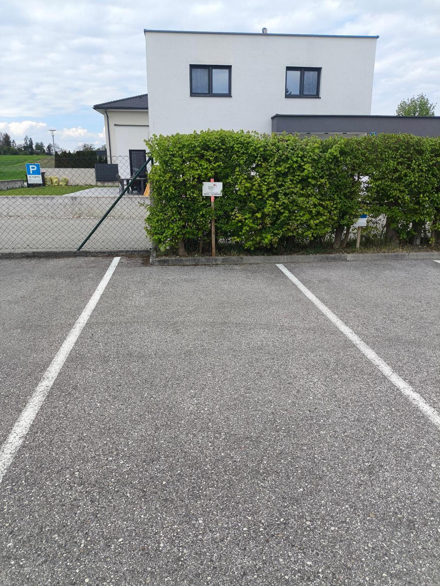 Schlafplatzl Hotel Marchtrenk Buitenkant foto